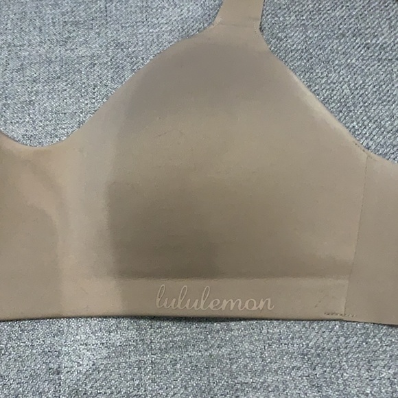 Lululemon nude bra - Picture 2 of 3
